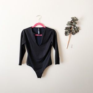 Victoria’s Secret Sport Black Bodysuit Size XS